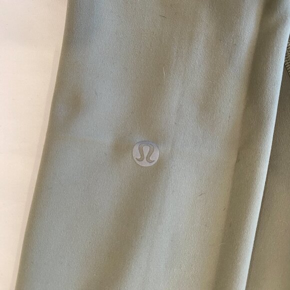 Sage Green Lululemon Leggings Size 0 - Picture 4 of 4
